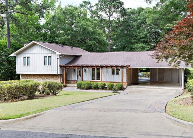 Property at 920 Bibb Ave, Auburn, AL 36830, 4 beds, 3 baths