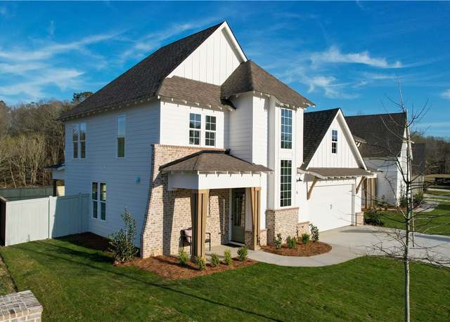 Property at 25 Firefly Ln, Opelika, AL 36804, 4 beds, 2.5 baths