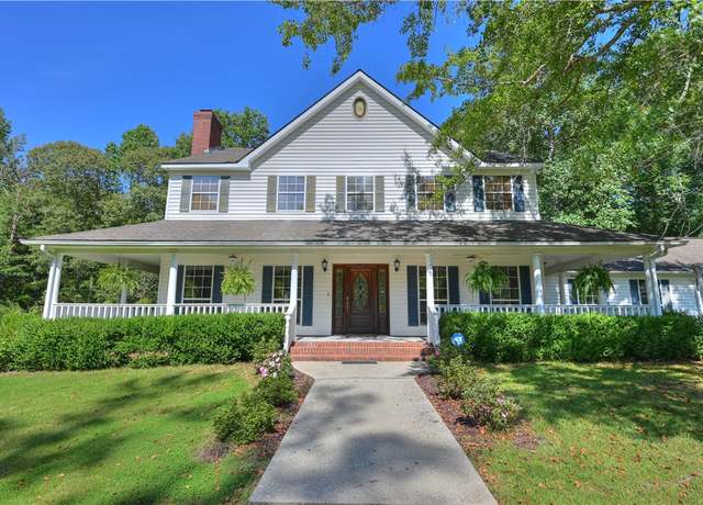 Property at 3519 Anderson Rd, Opelika, AL 36801, 5 beds, 3 baths