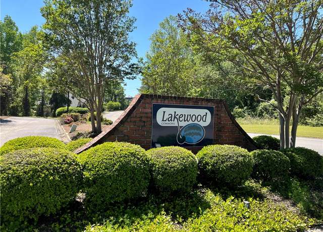 Property at 154 E University Dr Unit E205, Auburn, AL 36830, 2 beds, 2.5 baths