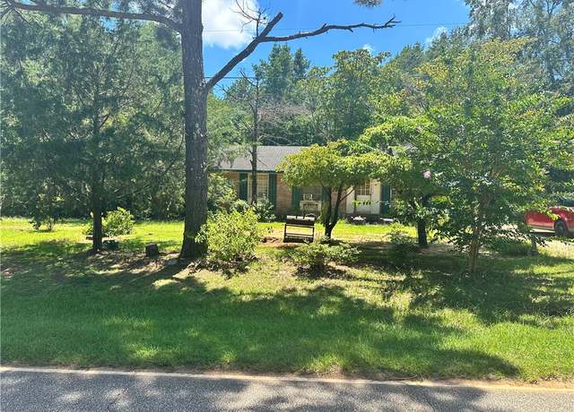 Property at 9181 Lee Road 72, Waverly, AL 36879, 3 beds, 1 bath