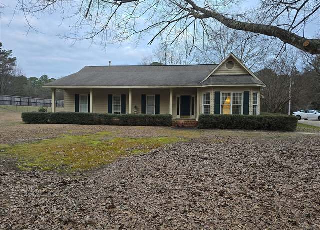 Property at 797 Blackjack Rd, Tallassee, AL 36078, 3 beds, 2 baths