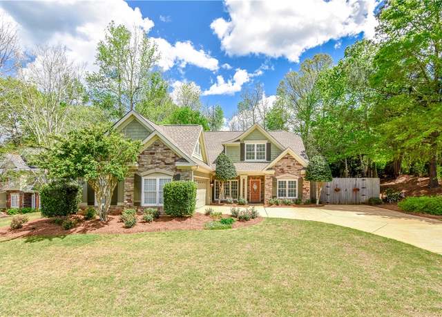 Property at 2034 Brenton Ln, Auburn, AL 36830, 4 beds, 3.5 baths