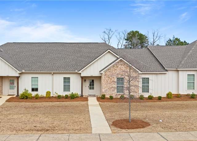 Property at 1653 Academy Dr #1605, Auburn, AL 36830, 3 beds, 2 baths