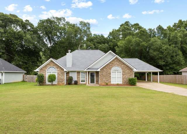 Property at 247 Owens Rd, Ft Mitchell, AL 36856, 4 beds, 2 baths