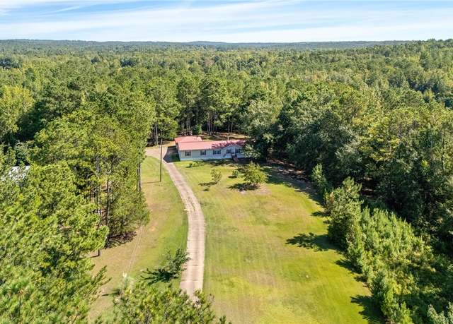 Property at 4196 County Road 43, Auburn, AL 36830, 4 beds, 2 baths