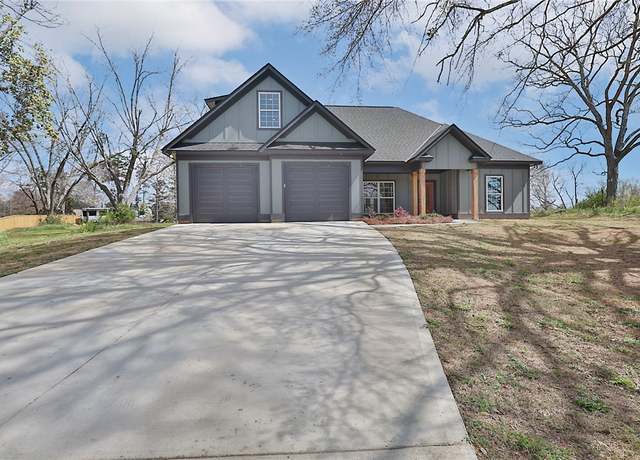 Property at 43 Kolin Pl, Smiths Station, AL 36877, 4 beds, 3 baths