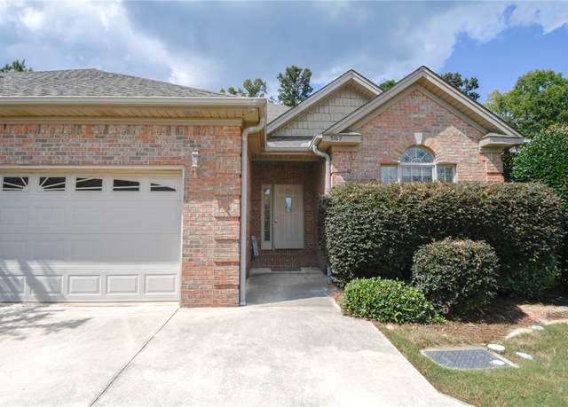 Property at 187 Falling Leaf Ln, Auburn, AL 36830, 3 beds, 2 baths