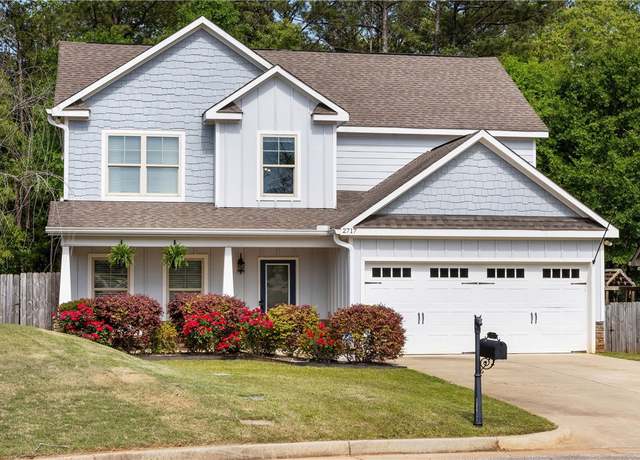 Property at 2717 Carriage House Ln, Opelika, AL 36801, 4 beds, 2.5 baths