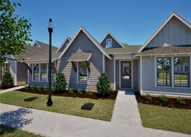 Property at 134 Summer St, Opelika, AL 36801, 2 beds, 2 baths