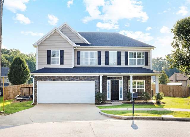 Property at 1800 Archer Ct, Opelika, AL 36804, 4 beds, 2.5 baths
