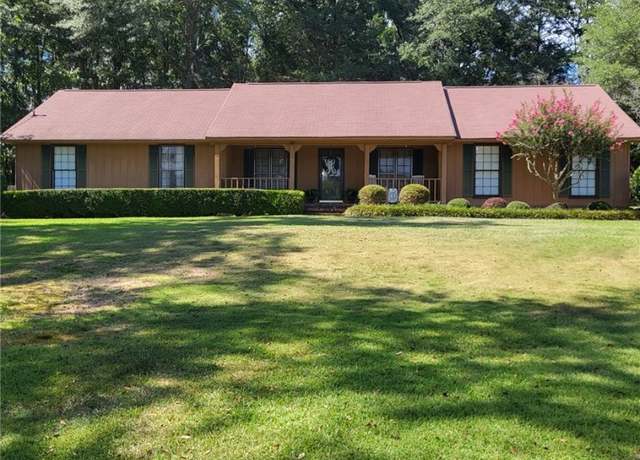 Property at 6492 AL Highway 51, Opelika, AL 36804, 3 beds, 2 baths