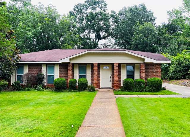 Property at 1128 Overwood Pl, Auburn, AL 36830, 4 beds, 2 baths