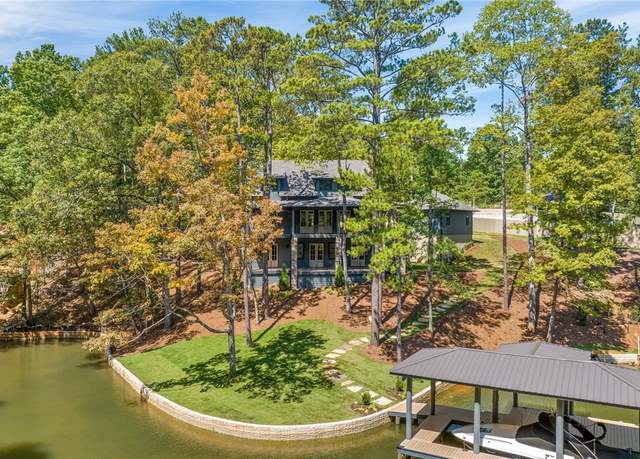Property at 156 Teakwood Dr, Dadeville, AL 36853, 4 beds, 4.5 baths