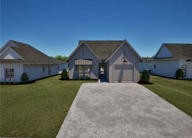 Property at 249 Summer St, Opelika, AL 36801, 3 beds, 2 baths