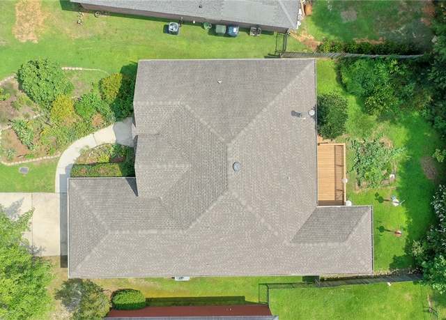 Property at 471 Arnell Ln, Auburn, AL 36830, 3 beds, 2 baths