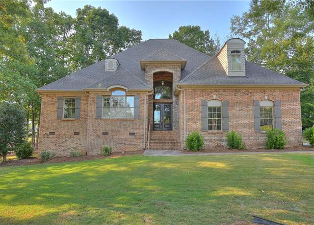 Property at 1618 Olivia Way, Auburn, AL 36830, 5 beds, 4 baths