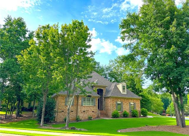 Property at 1618 Olivia Way, Auburn, AL 36830, 5 beds, 4 baths