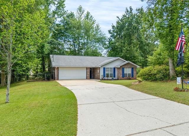 Property at 1903 Hanson Ct, Opelika, AL 36801, 3 beds, 2 baths
