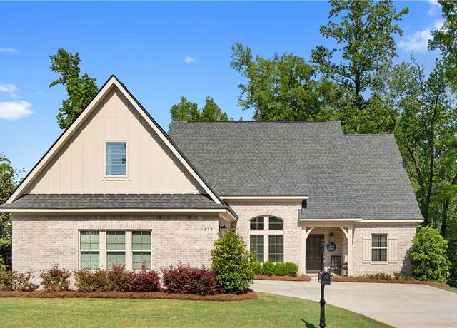 Property at 1649 Lois Ln, Auburn, AL 36832, 4 beds, 3.5 baths