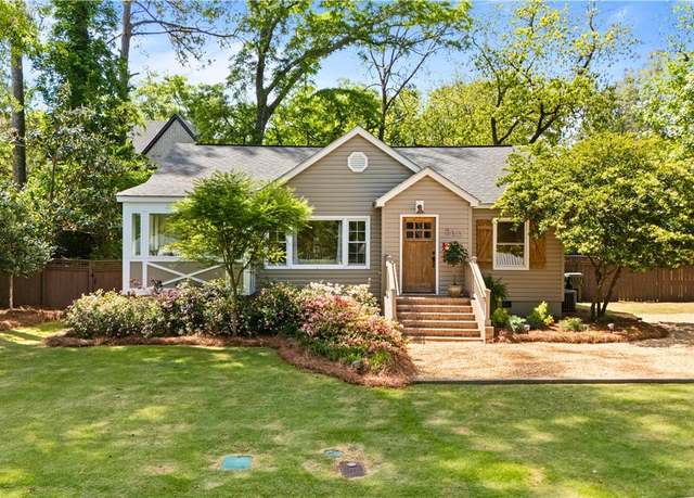 Property at 215 W Drake Ave, Auburn, AL 36830, 2 beds, 2 baths