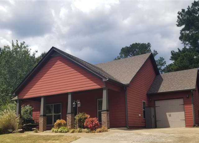 Property at 3310 Gabby Dr, Opelika, AL 36801, 3 beds, 2 baths