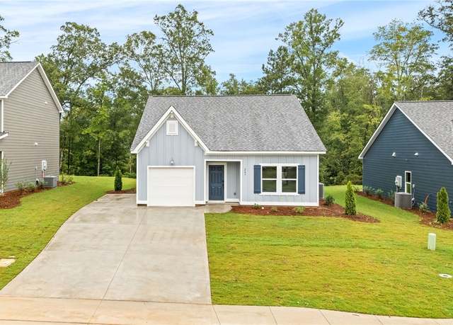 Property at 287 Gray St, Opelika, AL 36801, 3 beds, 2 baths