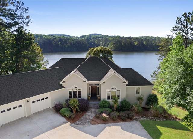Property at 1689 River Oaks Dr, Jacksons Gap, AL 36861, 4 beds, 3.5 baths
