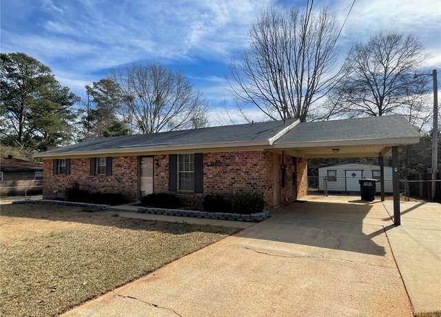 Property at 807 Lake Condy Rd, Opelika, AL 36801, 3 beds, 2 baths