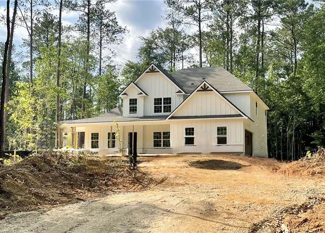 Property at 657 Lee Road 334, Salem, AL 36804, 4 beds, 3.5 baths