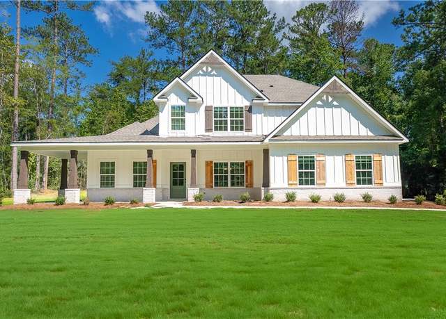 Property at 657 Lee Road 334, Salem, AL 36804, 4 beds, 3.5 baths