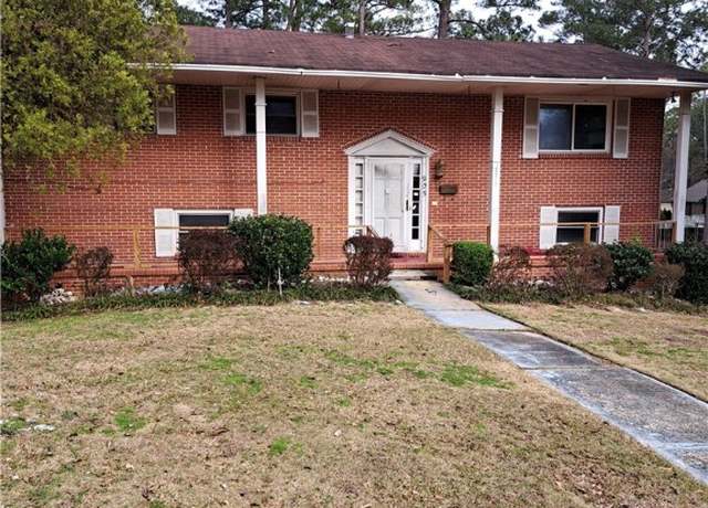Property at 905 Washington St, Tuskegee, AL 36083, 4 beds, 2 baths