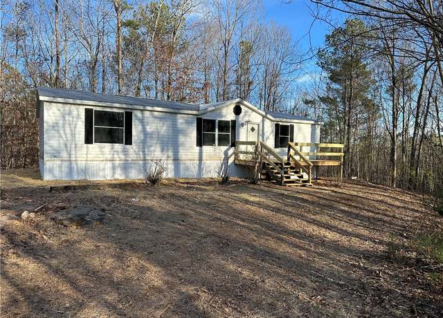 Property at 1532 County Road 865, Roanoke, AL 36274, 3 beds, 2 baths