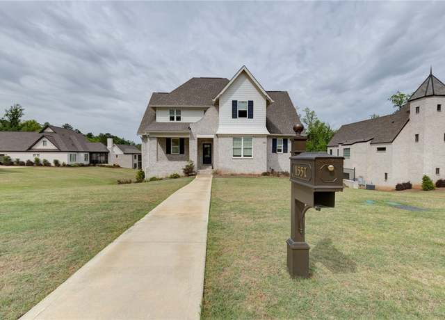 Property at 1557 Ella Grace Dr, Auburn, AL 36830, 6 beds, 5.5 baths
