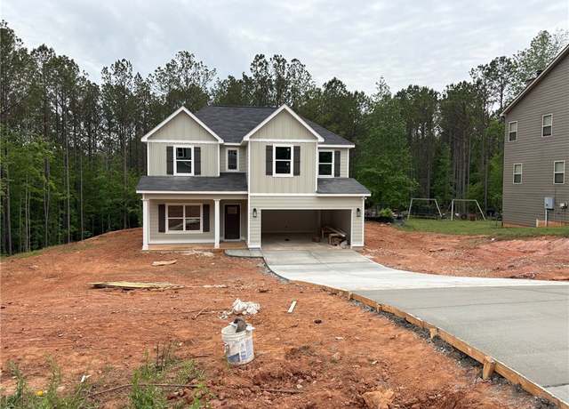 Property at 374 Lee Road 2128, Valley, AL 36854, 4 beds, 2.5 baths