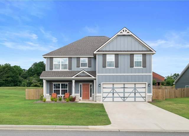 Property at 1949 Mallory Ln, Opelika, AL 36804, 5 beds, 3 baths