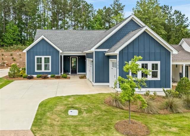 Property at 3290 Eagle Trl, Opelika, AL 36801, 3 beds, 2 baths