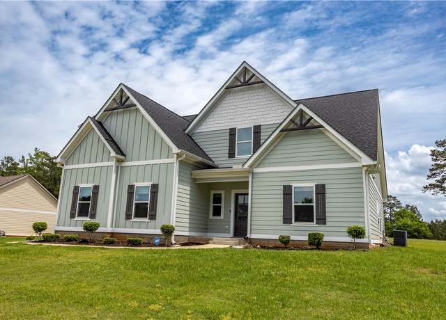 Property at 702 Riverside Ests, Lanett, AL 36863, 3 beds, 2.5 baths