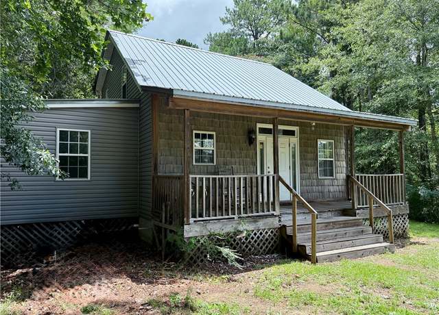 Property at 460 Waverly Rd, Auburn, AL 36832, 2 beds, 2.5 baths
