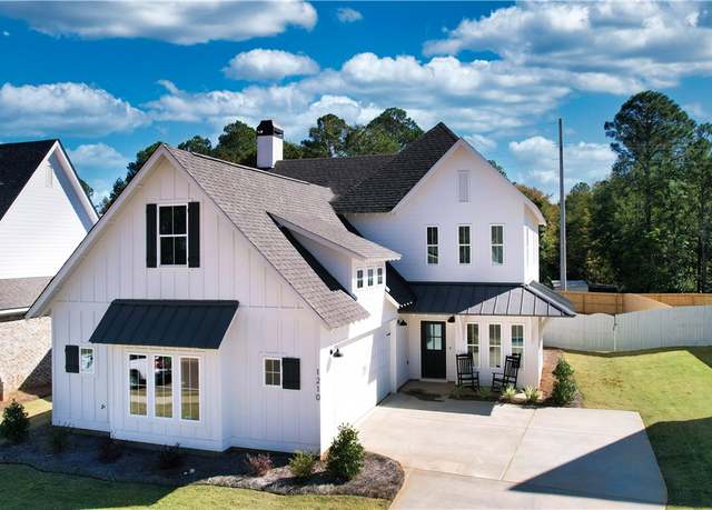 Property at 130 Hunters Hill Ln, Auburn, AL 36830, 5 beds, 3.5 baths