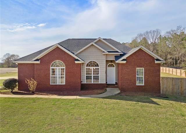 Property at 11621 Rifle Range Rd, Tallassee, AL 36078, 5 beds, 3 baths