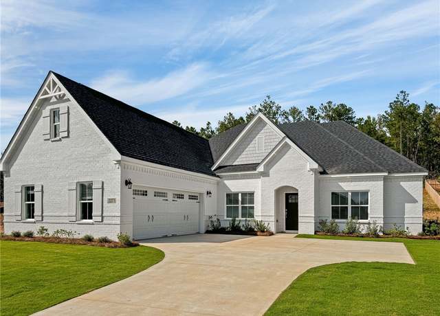 Property at 2271 Cannongate Dr, Opelika, AL 36801, 4 beds, 3 baths