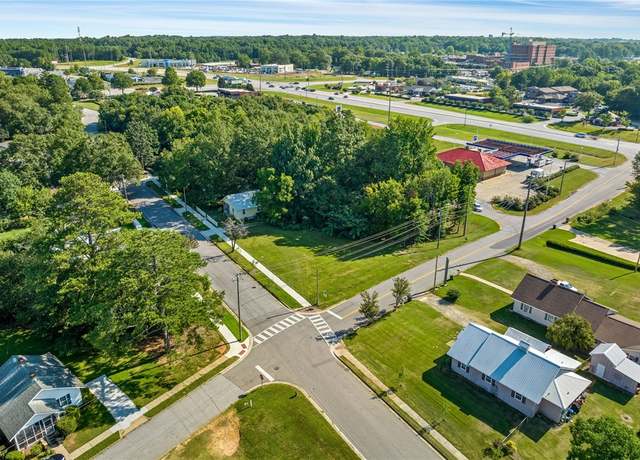 Property at 2106 2nd Ave, Opelika, AL 36801