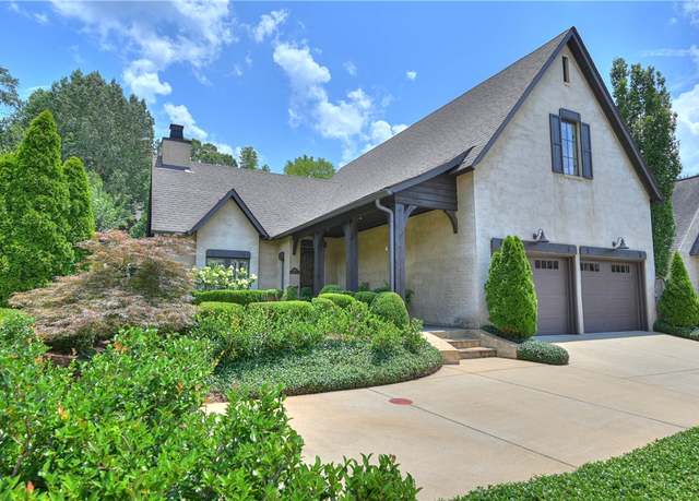 Property at 1698 Woodley Cir, Auburn, AL 36830, 4 beds, 3.5 baths