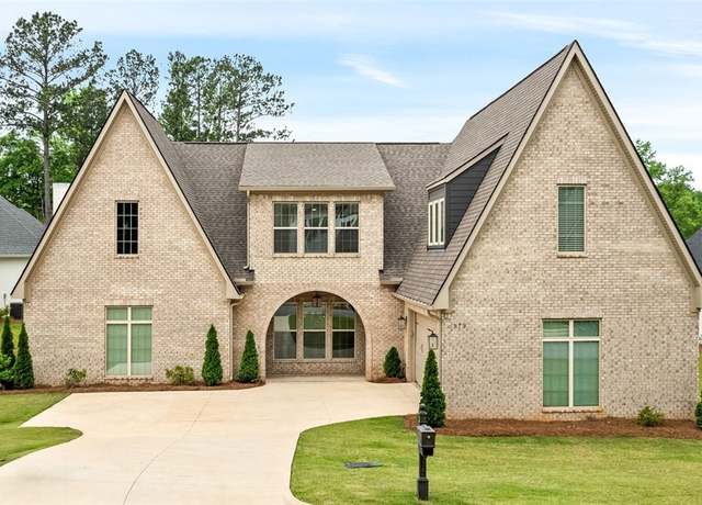 Property at 1579 Ella Grace Dr, Auburn, AL 36830, 5 beds, 3.5 baths