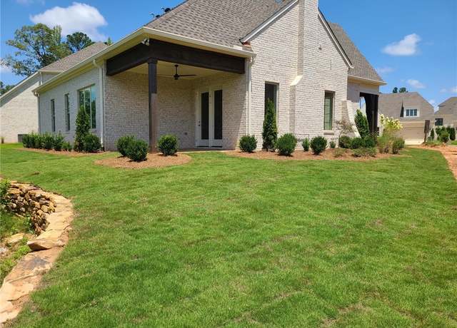 Property at 701 Bethesda Ct, Auburn, AL 36830, 4 beds, 3 baths