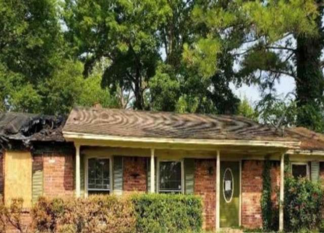 Property at 4506 Narrow Lane Rd, Montgomery, AL 36116, 3 beds, 2 baths