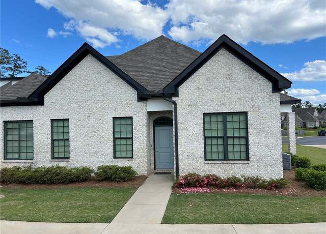 Property at 688 Villas Way #102, Auburn, AL 36832, 3 beds, 3.5 baths