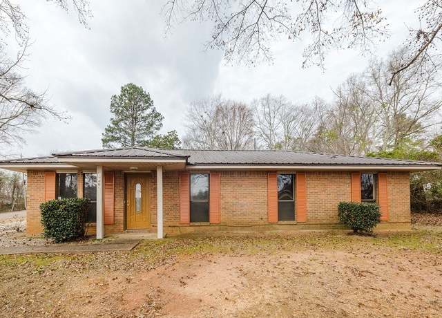 Property at 17461 US Highway 231, Titus, AL 36080, 4 beds, 2 baths