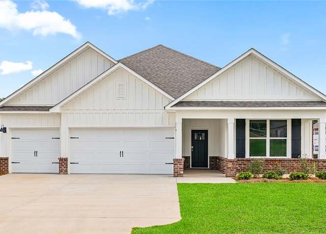 Property at 2195 Bluebird Dr, Auburn, AL 36879, 4 beds, 3 baths